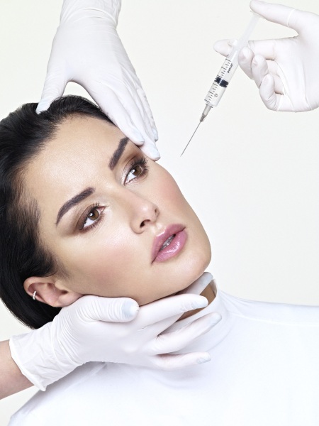 Tina Kandelaki. Ảnh chụp áo tắm, trước và sau khi phẫu thuật thẩm mỹ, không trang điểm, photoshop