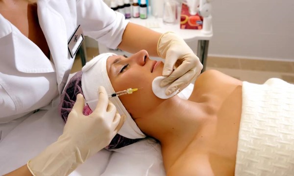 Mesovarton cho khuôn mặt. Ảnh trước và sau, giá cả, đánh giá, hậu quả