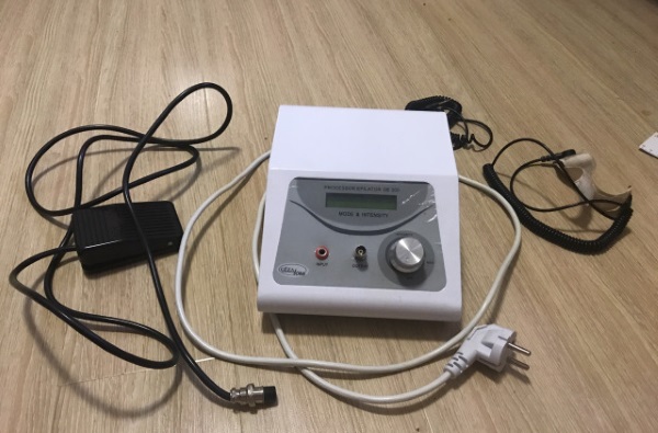 Epilator elektrik untuk kediaman. Mana yang lebih baik, cara penggunaan, harga dan ulasan
