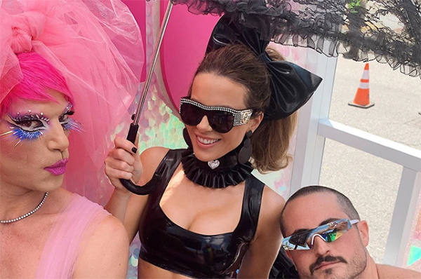 Kate Beckinsale. Hình ảnh trước và sau khi phẫu thuật thẩm mỹ, nóng bỏng trong trang phục áo tắm, không trang điểm, chiều cao, cân nặng, tiểu sử