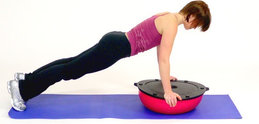تدريب BOSU (BOSU). ما هو في اللياقة والاستفادة