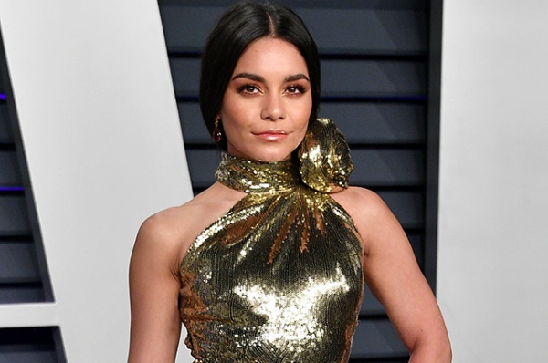 Vanessa Hudgens. Hình ảnh nóng bỏng trong trang phục áo tắm, chiều cao, cân nặng, hình thể, đời tư