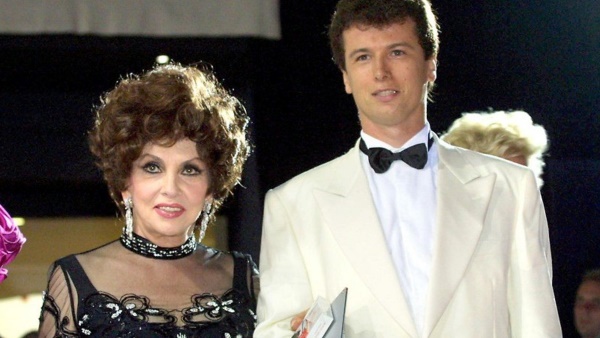 Gina Lollobrigida. Ảnh thời trẻ, bây giờ, tiểu sử, figure, plastic