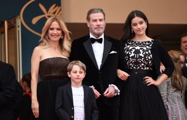 John Travolta. Hình ảnh thời trẻ, hiện tại, trước và sau khi phẫu thuật thẩm mỹ, tiểu sử, đời sống cá nhân