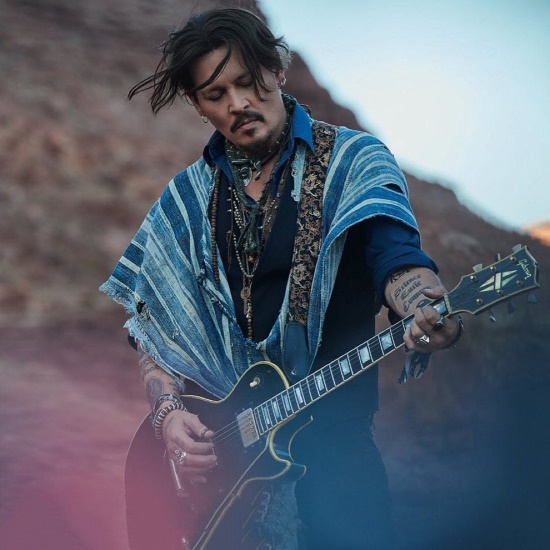 Johnny Depp. Hình ảnh thời trẻ, hiện tại, trước và sau khi phẫu thuật thẩm mỹ, tiểu sử, đời sống cá nhân