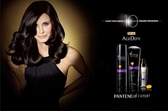 Courteney Cox. Foto kini panas, pada masa muda, sebelum dan selepas pembedahan plastik, kehidupan peribadi, biografi