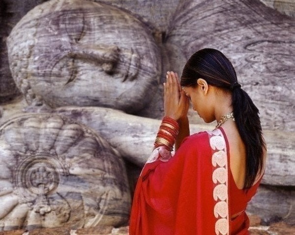 นมัสเต (Namaste, Namaste) มันคืออะไรความหมายในโยคะวิธีการแสดง