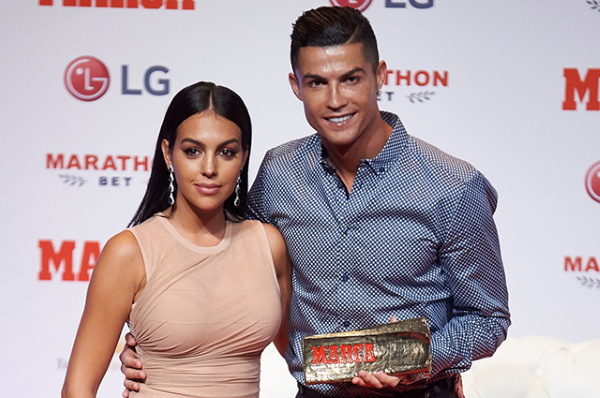 Georgina Rodriguez.Hình ảnh nóng bỏng trong trang phục áo tắm, trước và sau phẫu thuật thẩm mỹ, tiểu sử, đời tư