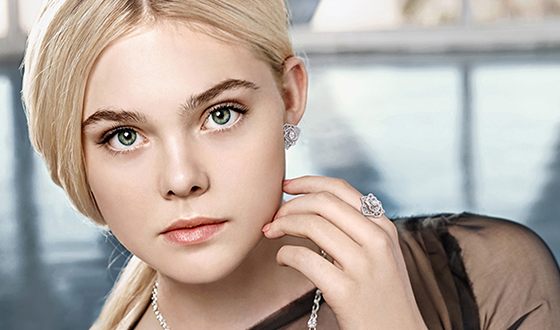 Elle Fanning (Fanning). Foto panas dalam pakaian renang, angka, kehidupan peribadi, biografi