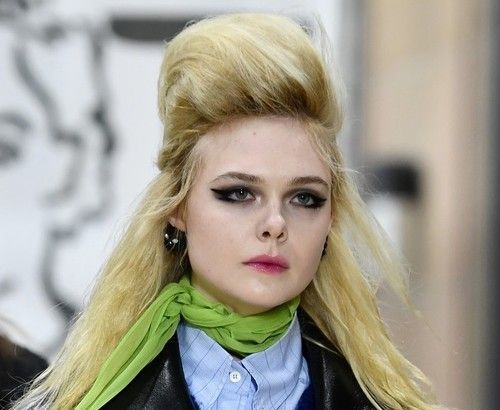 Elle Fanning (Fanning). Foto panas dalam pakaian renang, angka, kehidupan peribadi, biografi
