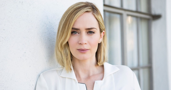 Emily Blunt. Hình ảnh nóng bỏng trong trang phục áo tắm, trước và sau phẫu thuật thẩm mỹ, tiểu sử, đời tư