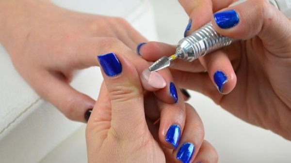 Manicure quente. O que é isso, a tecnologia de execução passo a passo. Vídeos, fotos, comentários