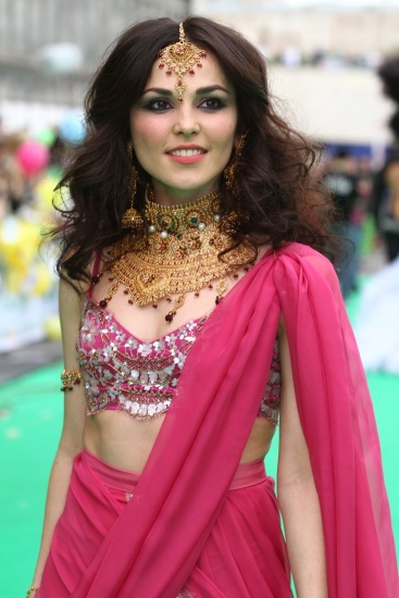 Sati Casanova. Foto panas, sebelum dan selepas pembedahan plastik, Maxim, biografi, kehidupan peribadi