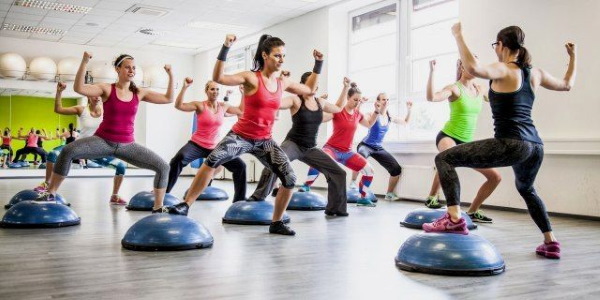 Tipos de treinos de fitness, nomes de grupos, força, circuito e outros