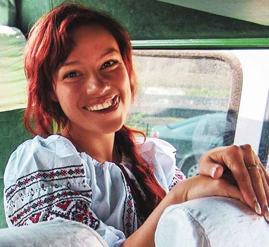 Alisa Selezneva là một người dẫn chương trình phát thanh. Ảnh mặc áo tắm, tiểu sử, đời tư