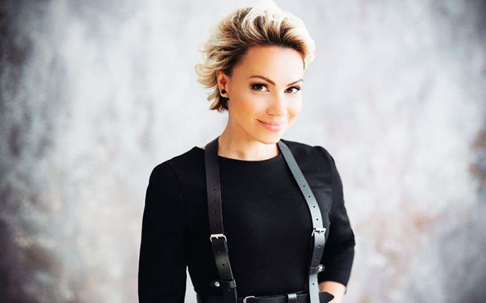 Alisa Selezneva là một người dẫn chương trình phát thanh. Ảnh mặc áo tắm, tiểu sử, đời tư