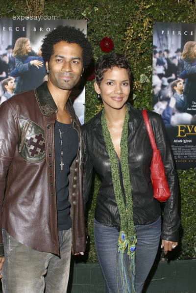Holly (Halle) Berry. Ảnh nóng trong trang phục áo tắm, trước và sau khi phẫu thuật thẩm mỹ, tiểu sử, đời tư