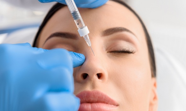 Thu gọn cánh mũi bằng thuốc mỡ. Ảnh trước và sau, giá cả, đánh giá, hậu quả