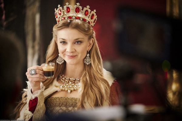 Natalie Dormer. Ảnh nóng áo tắm, phim, tiểu sử