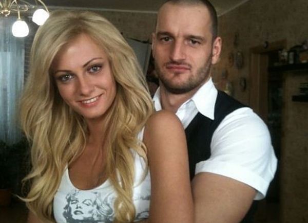 Полина Максимова. Вруће фотографије у купаћем костиму, пре и после пластичне операције, губитак тежине