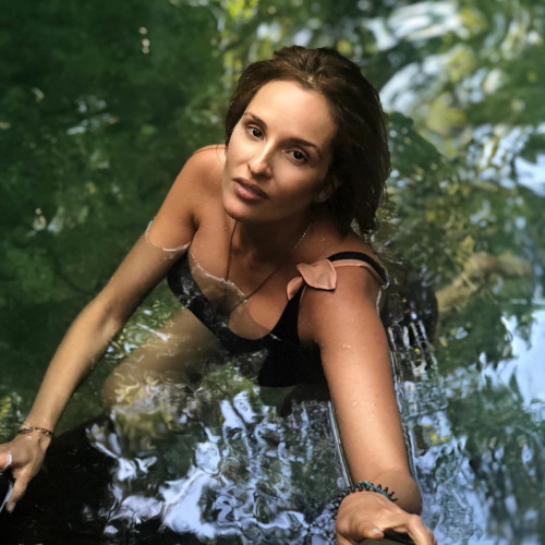 Sofia Kashtanova. Ảnh nóng trong trang phục áo tắm, trước và sau khi phẫu thuật thẩm mỹ, tiểu sử